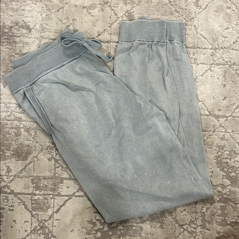 Barefoot Dreams women’s Light blue Joggers